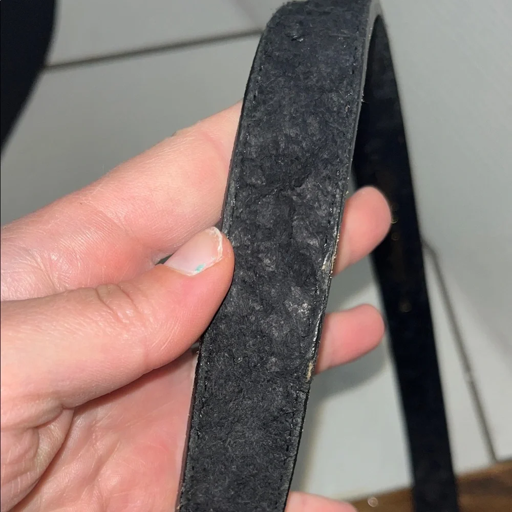 Comme des Garcons Black Textured Belt leather sz 80